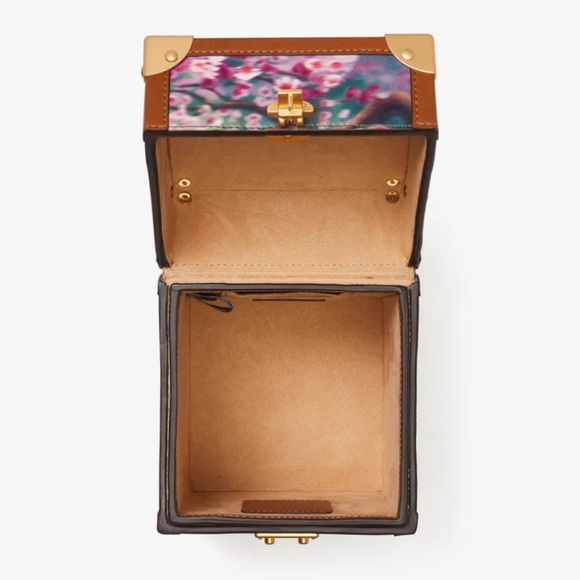 Kate Spade New York X Disney Bambi 3d Trunk Box Clutch NWT - Picture 4 of 6